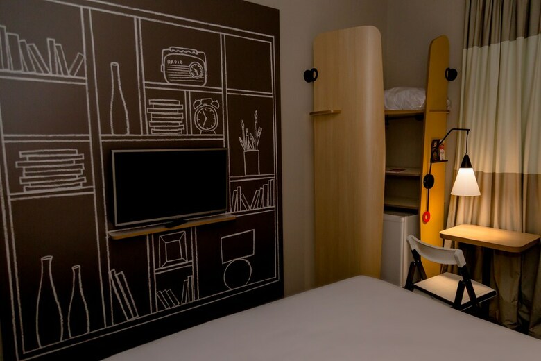 Hotel Ibis Lorena