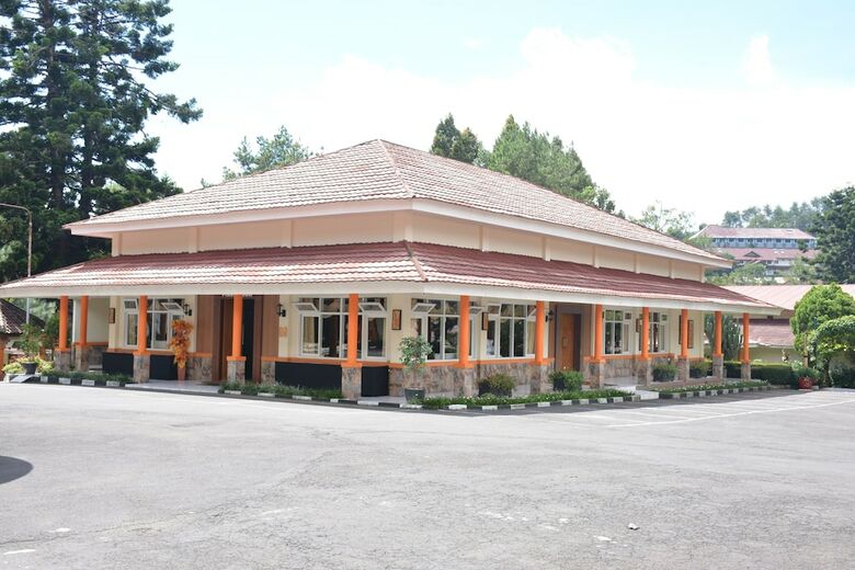 Hotel Arra Lembah Pinus