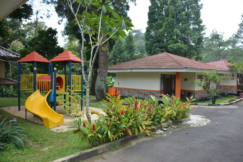 Hotel Arra Lembah Pinus
