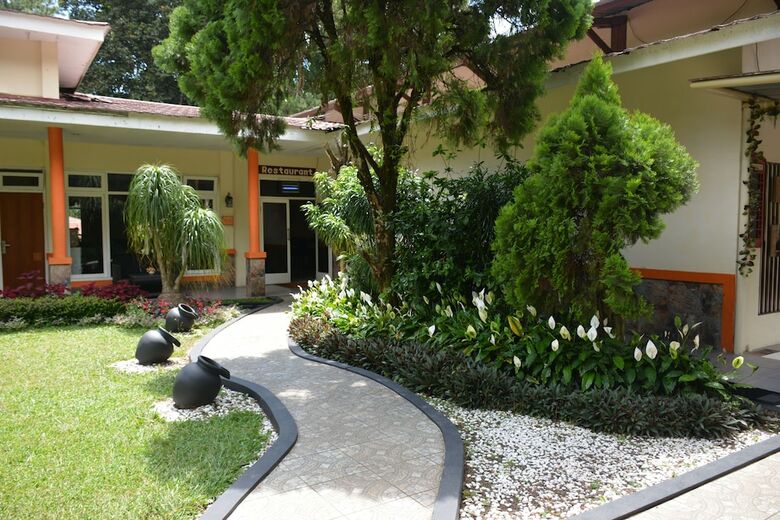 Hotel Arra Lembah Pinus