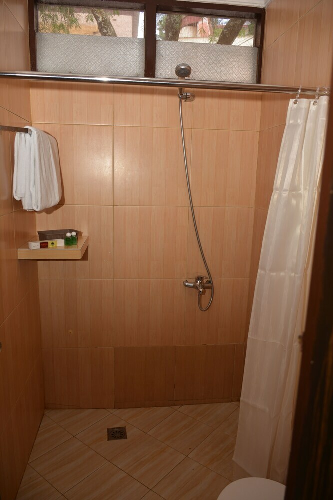 Hotel Arra Lembah Pinus
