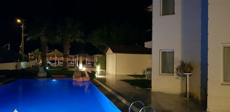 Tasev Apart Hotel
