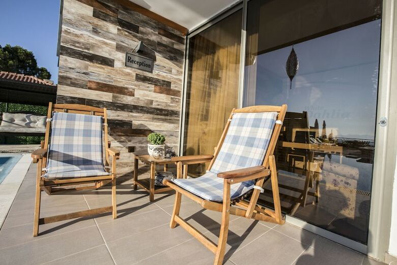Hotel Rooms Exclusive - Adults Only