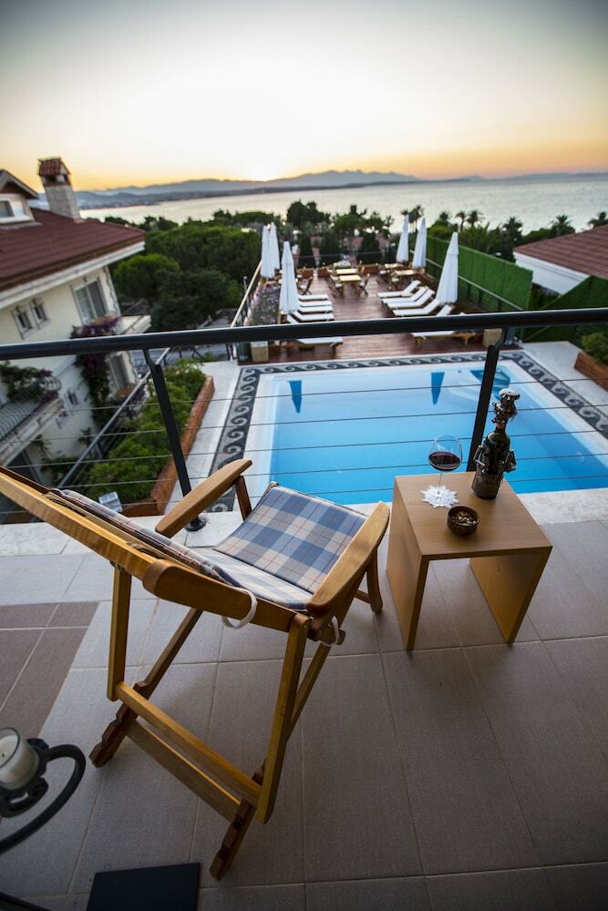Hotel Rooms Exclusive - Adults Only