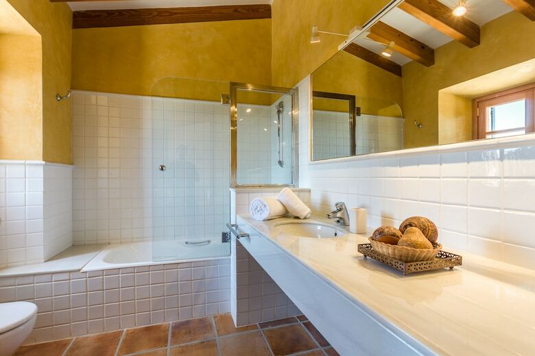 Villa Residence By G Cas Comte