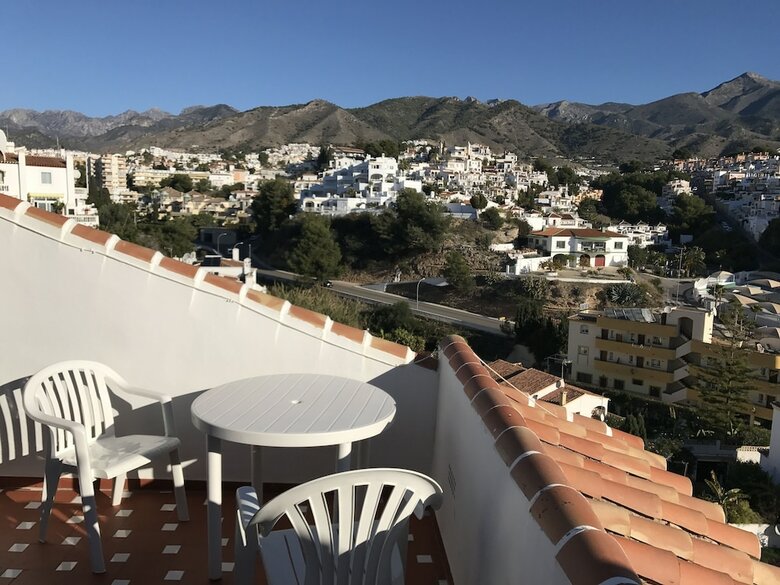 Apartamentos Casa Alamar Burriana Playa Nerja Canovas
