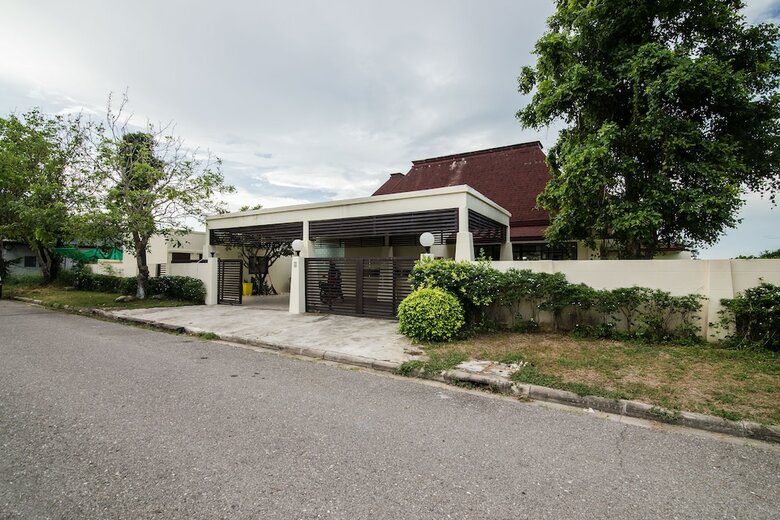 Bali Style Villa On Palm Hills Ph 202