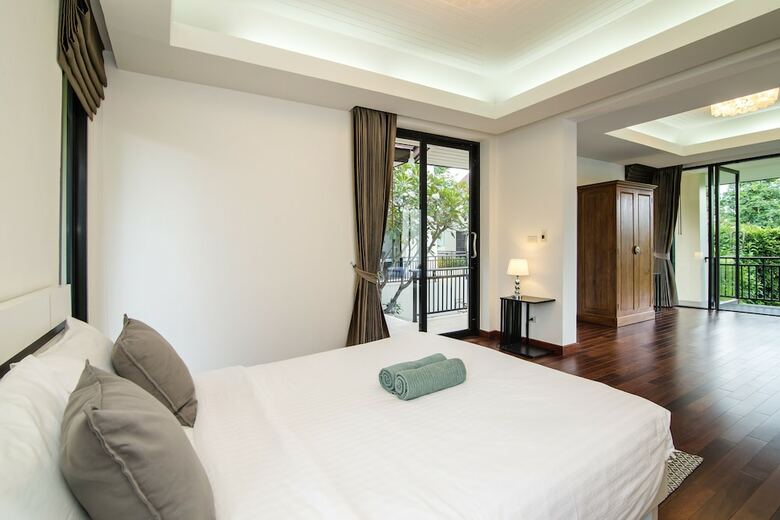Bali Style Villa On Palm Hills Ph 202