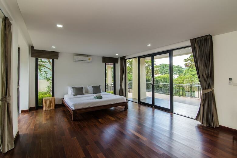 Bali Style Villa On Palm Hills Ph 202
