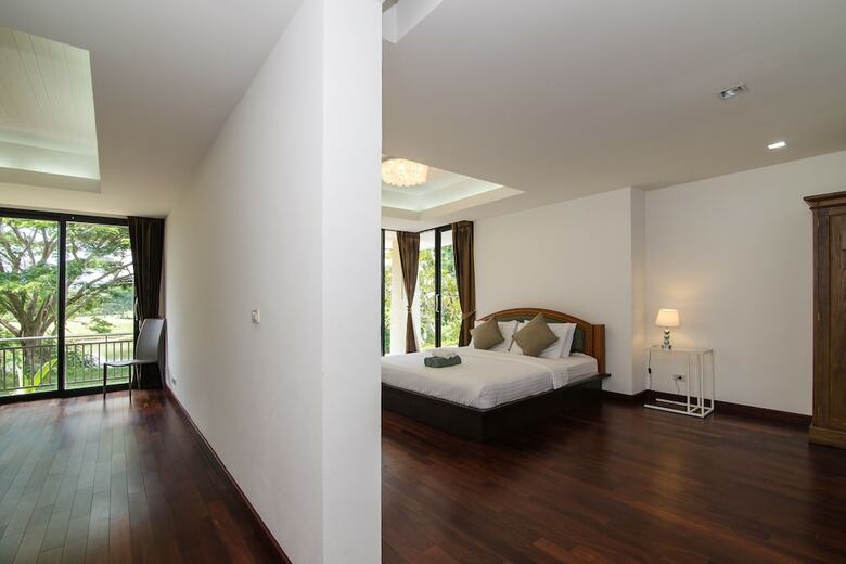 Bali Style Villa On Palm Hills Ph 202