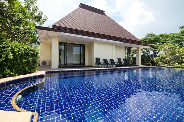 Bali Style Villa On Palm Hills Ph 202