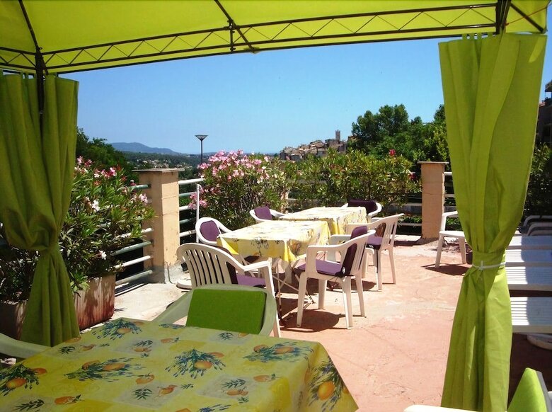 Hotel H�tel La Lubiane