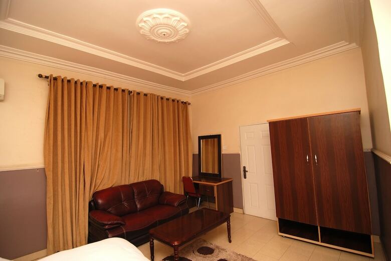 Falak Grand Hotel