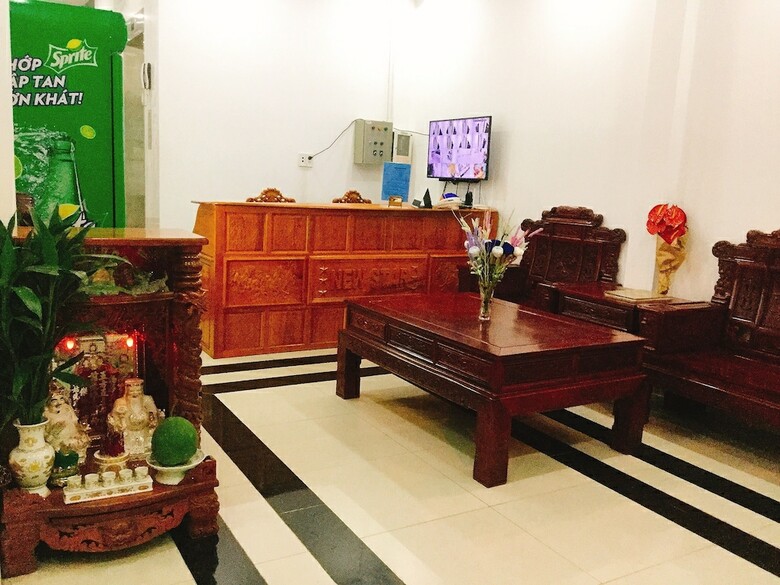 New Star Hotel