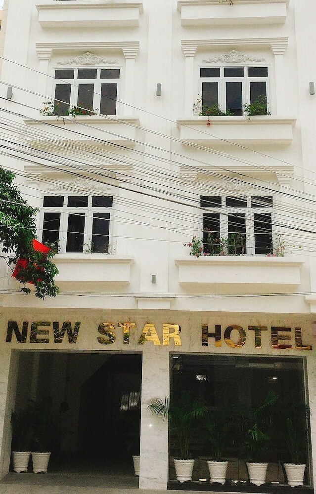 New Star Hotel