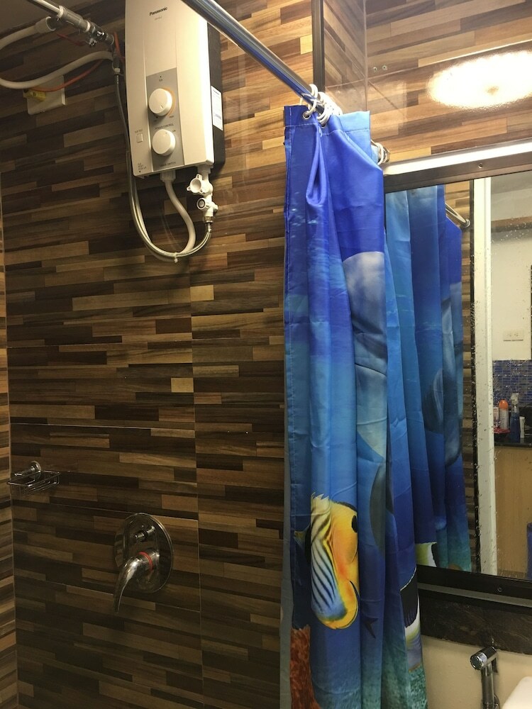 Cozy Staycation Tagaytay Wind Residences