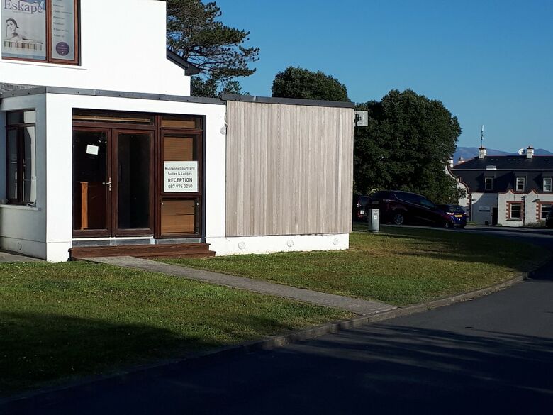 Aparthotel Mulranny Suites