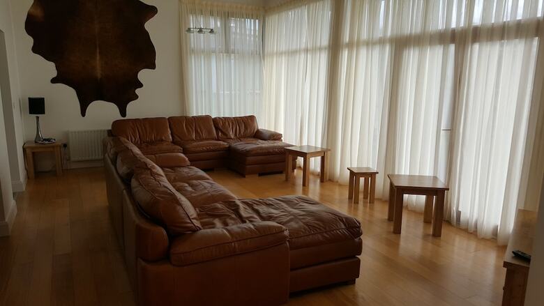 Aparthotel Mulranny Suites