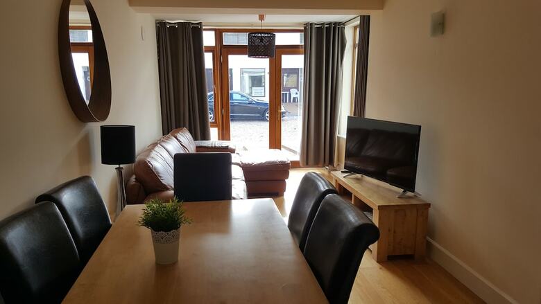 Aparthotel Mulranny Suites