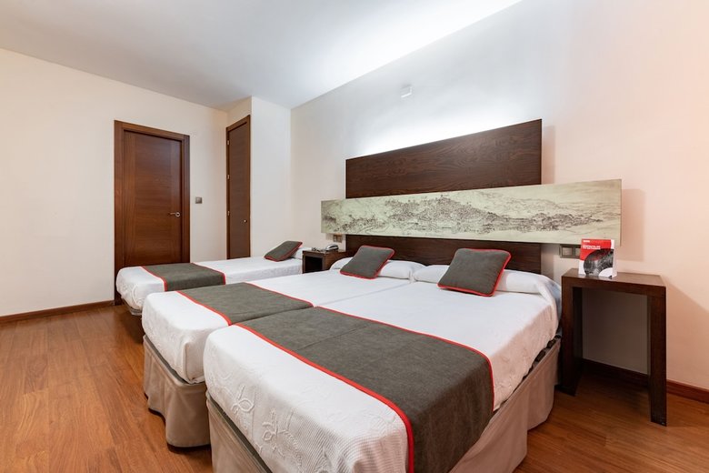 Oyo Hotel Francabel