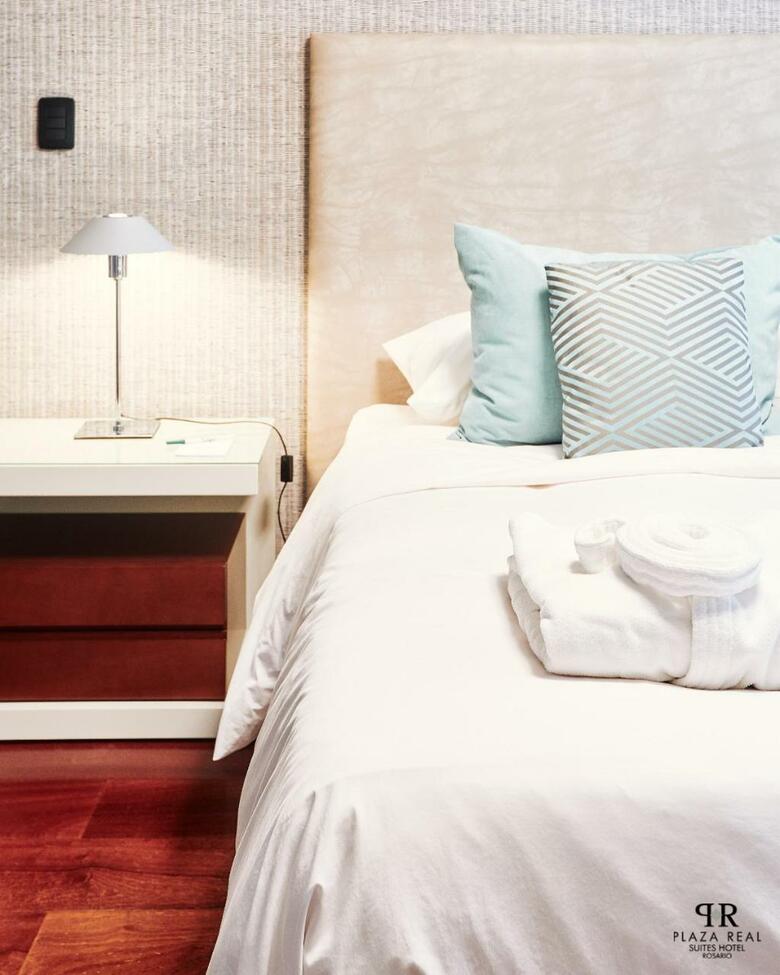 Hotel Plaza Real Suites