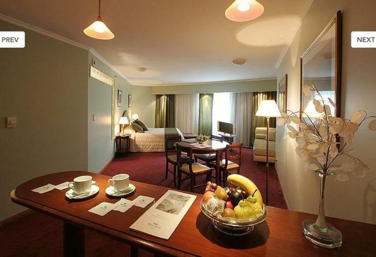 Hotel Plaza Real Suites