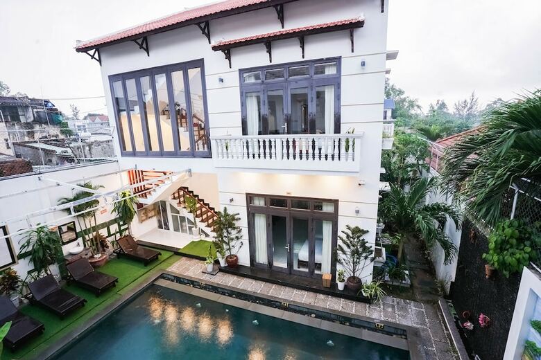 Hotel Almond Villa Hoi An