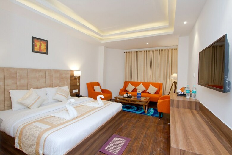 Hotel Avishi Greens