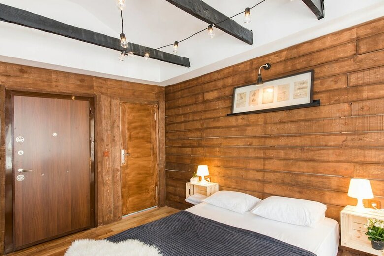 Hotel Um's Home