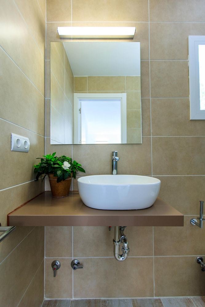 Apartamentos Pinos Playa Suites