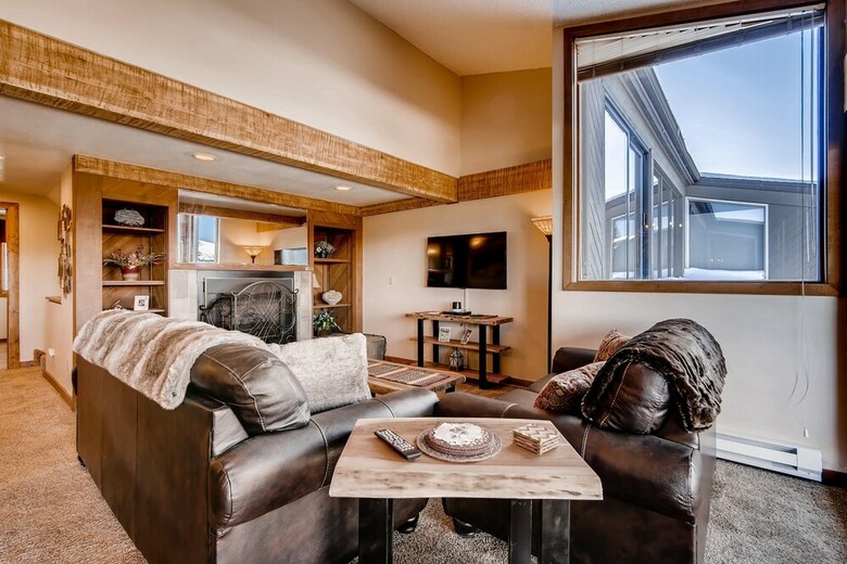 Gold Point #5c By Peak Property Management