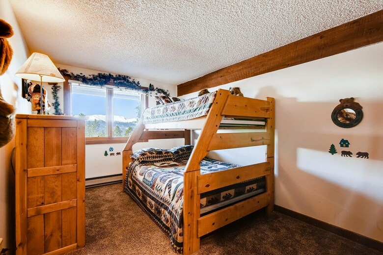 Gold Point #5c By Peak Property Management
