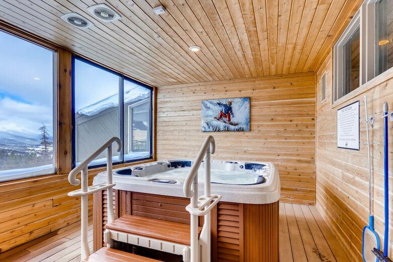 Gold Point #5c By Peak Property Management