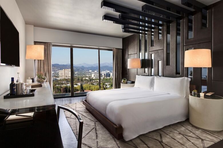 Hotel Sixty Beverly Hills