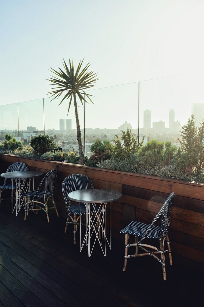 Hotel Sixty Beverly Hills