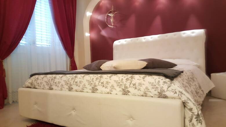 B&B Euthalia