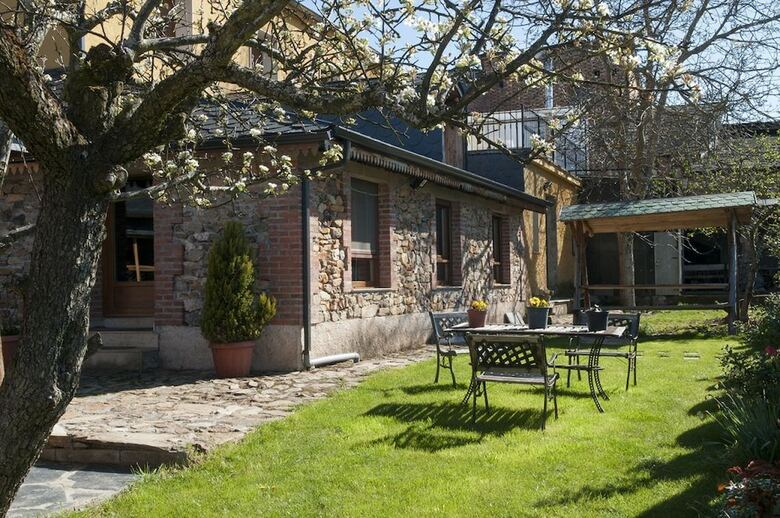 Hotel Rural Cornatel M�dulas