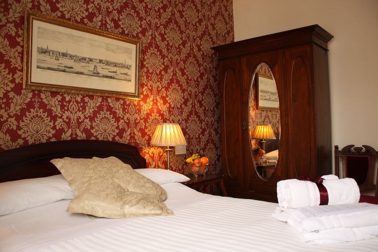 The Marstan Hotel