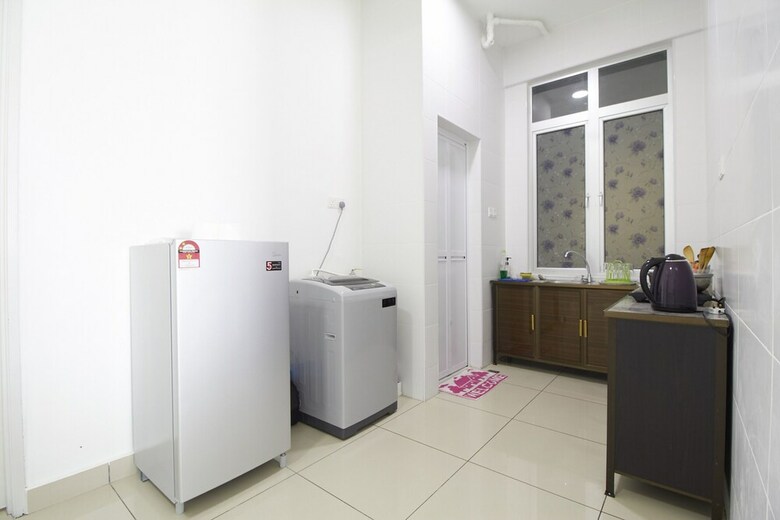 Bm City Room And Apartment