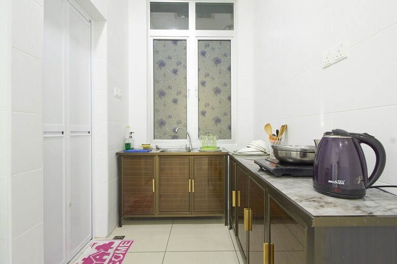 Bm City Room And Apartment