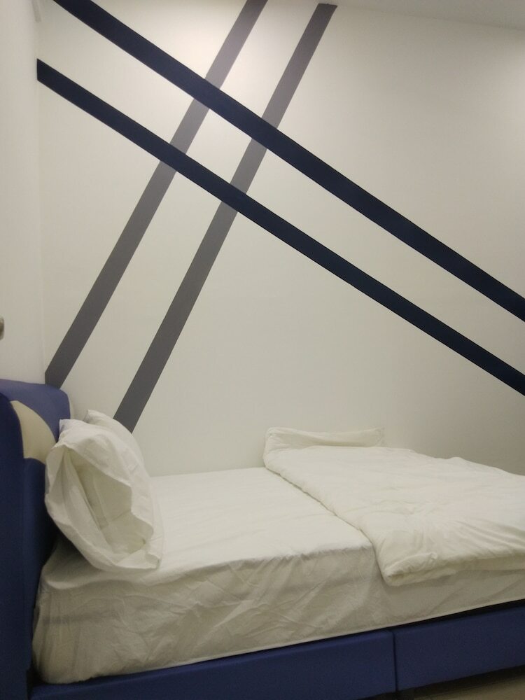 Bm City Room And Apartment