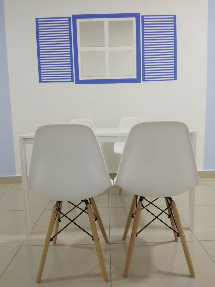 Bm City Room And Apartment