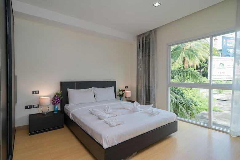 Goldstone Residency Patong , Phuket