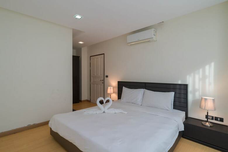 Goldstone Residency Patong , Phuket