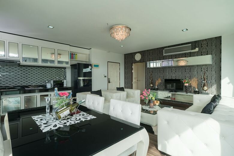 Goldstone Residency Patong , Phuket