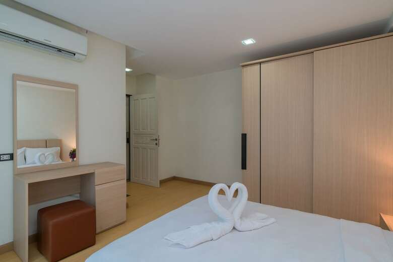 Goldstone Residency Patong , Phuket