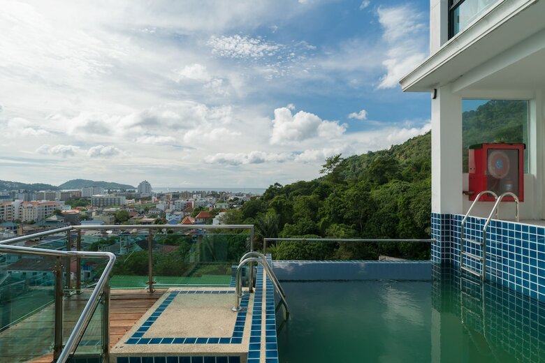 Goldstone Residency Patong , Phuket