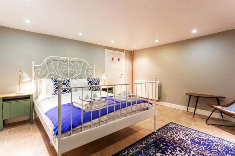 The River Cam Place - Enchanting 6bdr Home Next To River Cam