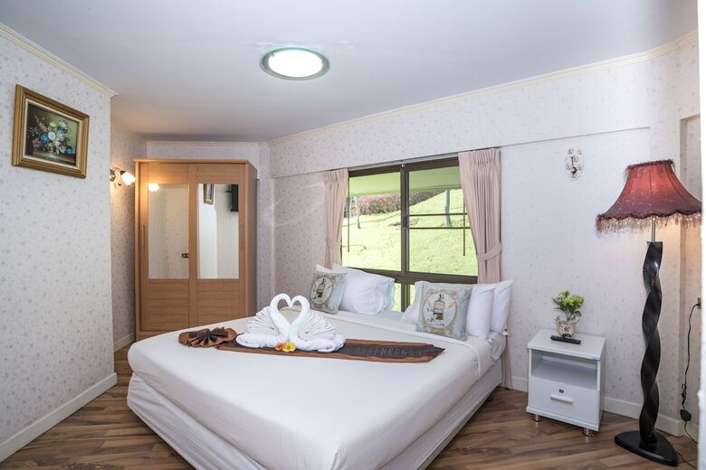 Hotel Phukaew Resort & Adventure Park