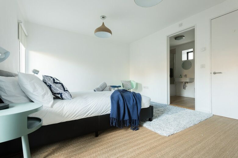 The Cliffside Loft - Distinctly Modern 3bdr Riverside Home